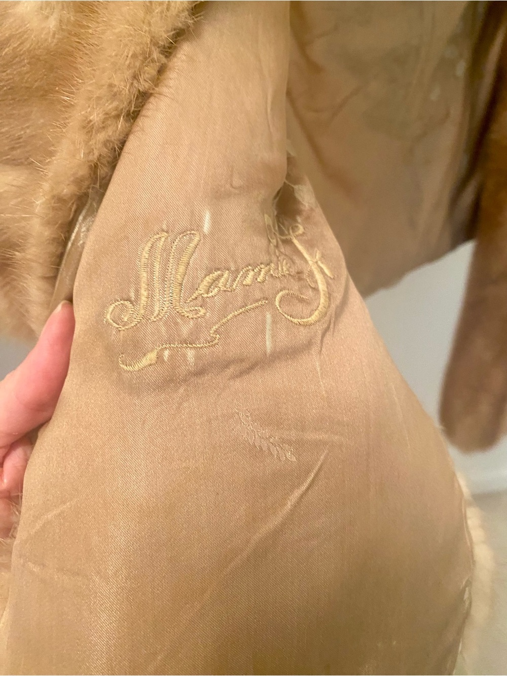 Vintage Genuine Mink Fur Stole Shawl Cape – Honey Blonde / Pastel Brown EUC - Picture 8 of 8